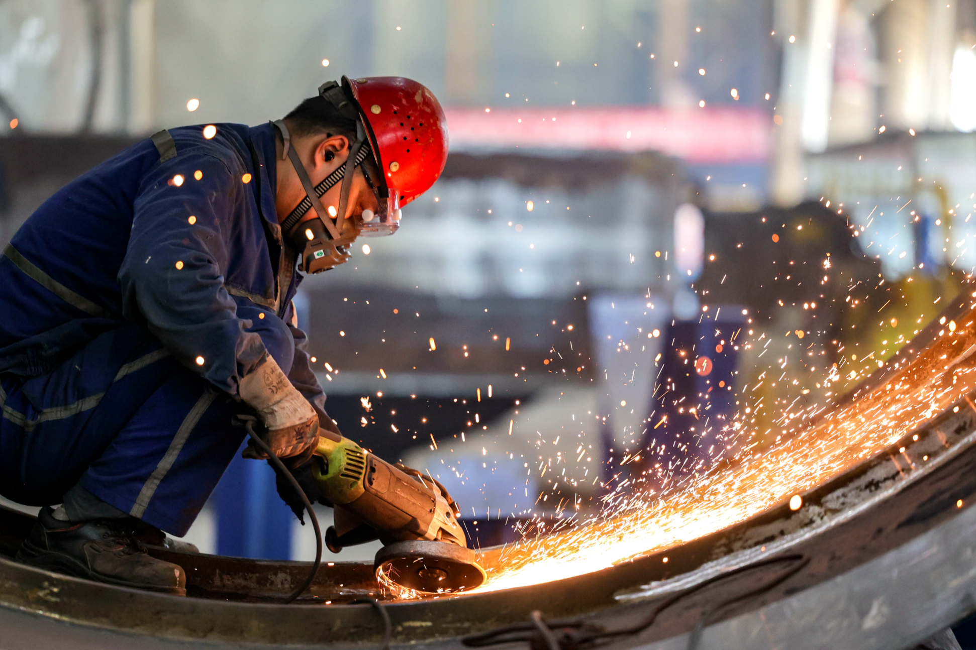 山東青島：加快生產(chǎn)保訂單